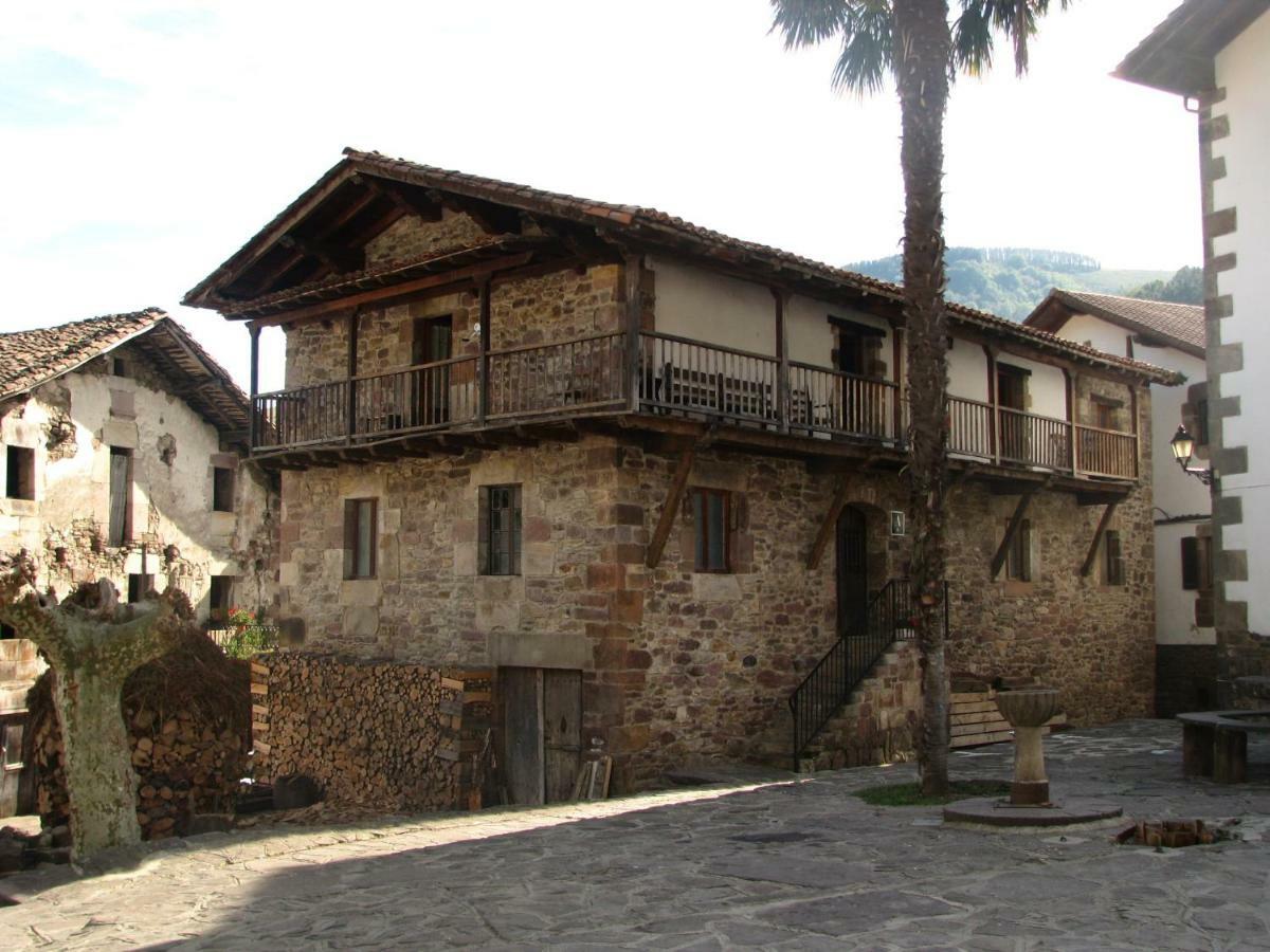 Albergue Olasenea Aterpea Zubieta Εξωτερικό φωτογραφία