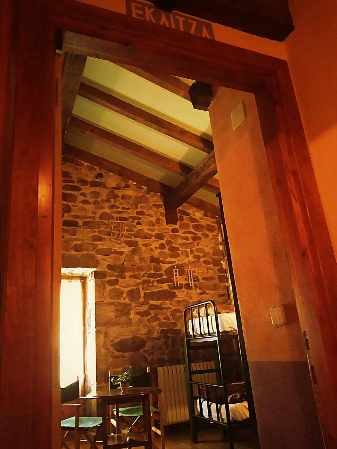Albergue Olasenea Aterpea Zubieta Εξωτερικό φωτογραφία